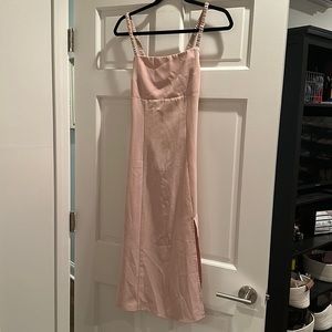 Pink dress, perfect for fall/summer